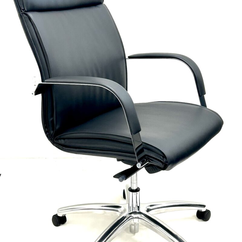 Berlin Executive Swivel Chair
